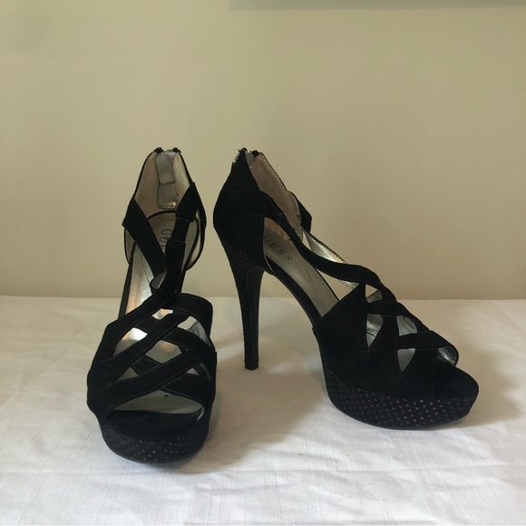🎁 2 FOR $30 Y2K Guess Suede Black Strappy Platfrom Peep Toe Pumps - Picture 1 of 12